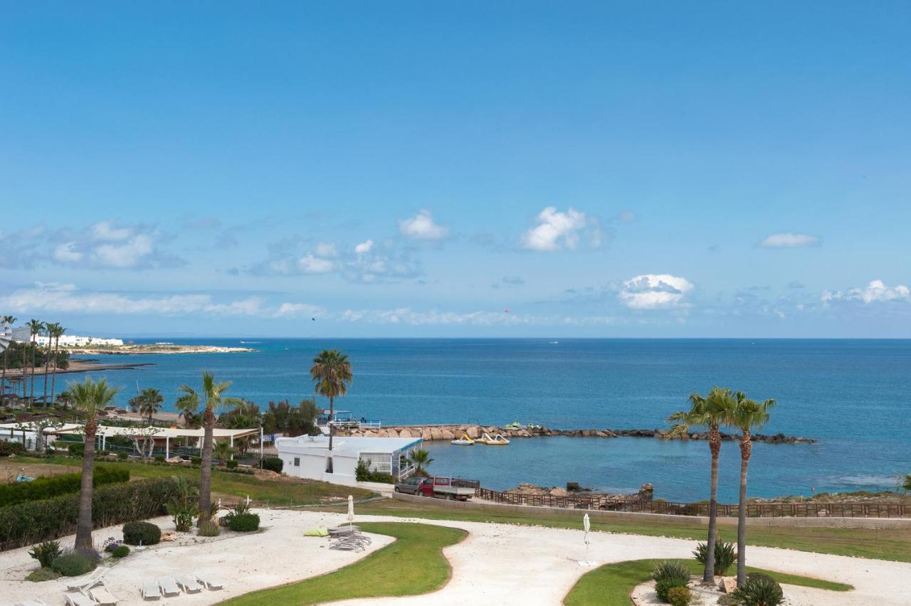 Apartment Marisol - Beachfront プロタラス エクステリア 写真