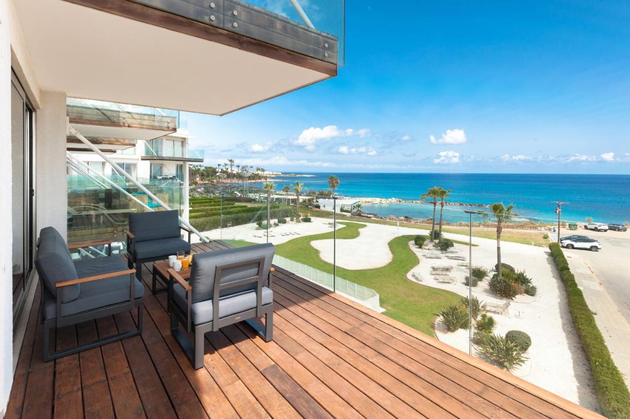 Apartment Marisol - Beachfront プロタラス エクステリア 写真