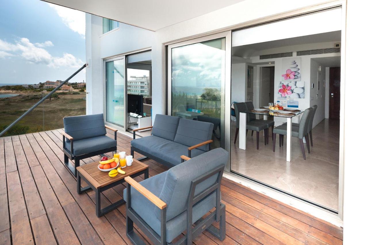 Apartment Marisol - Beachfront プロタラス エクステリア 写真