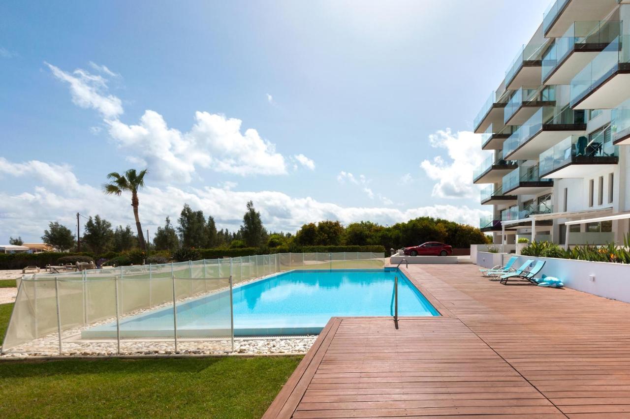 Apartment Marisol - Beachfront プロタラス エクステリア 写真