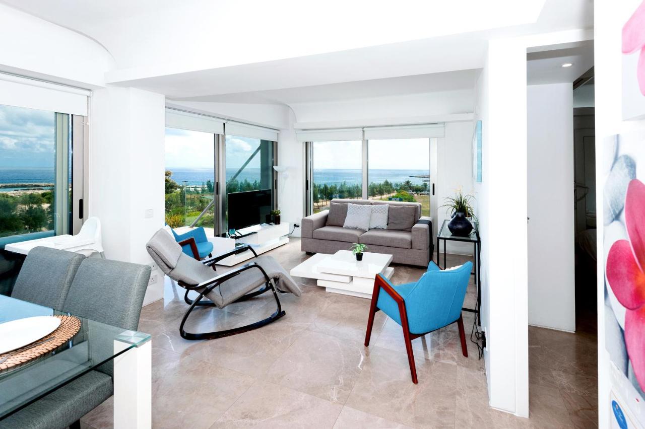 Apartment Marisol - Beachfront プロタラス エクステリア 写真